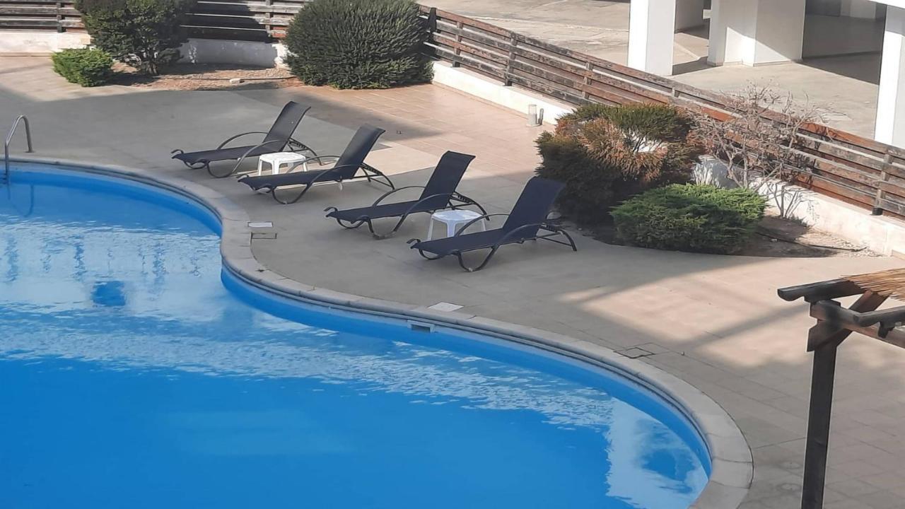 Paramount Gardens Resorts C201 ลาร์นาคา ภายนอก รูปภาพ
