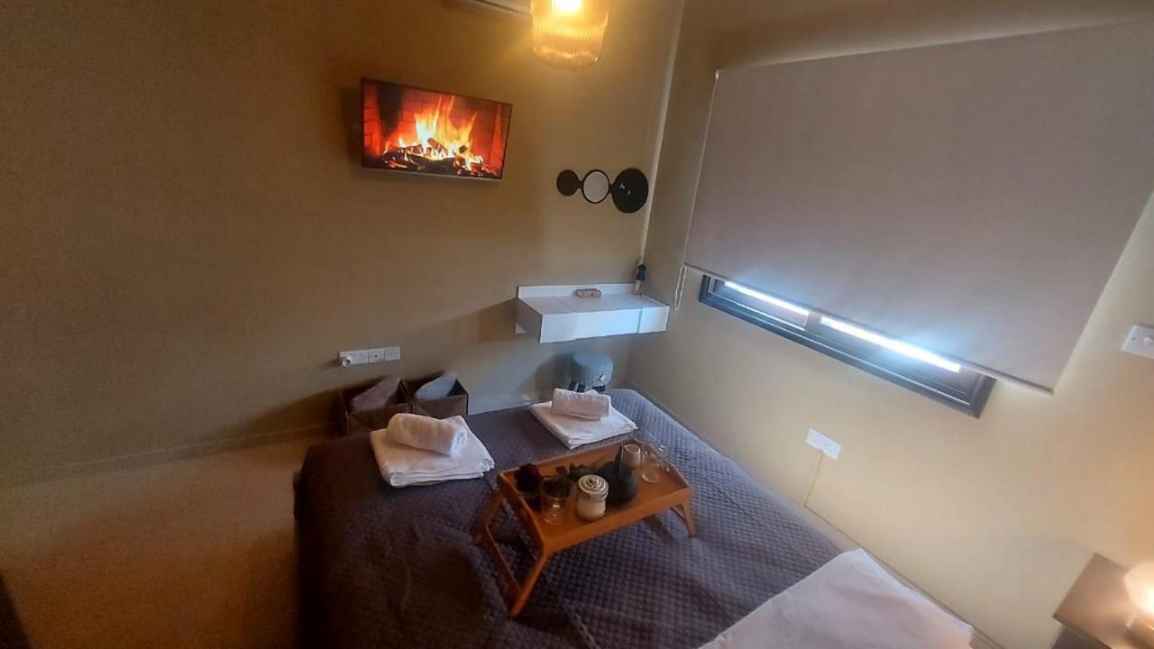Paramount Gardens Resorts C201 ลาร์นาคา ภายนอก รูปภาพ