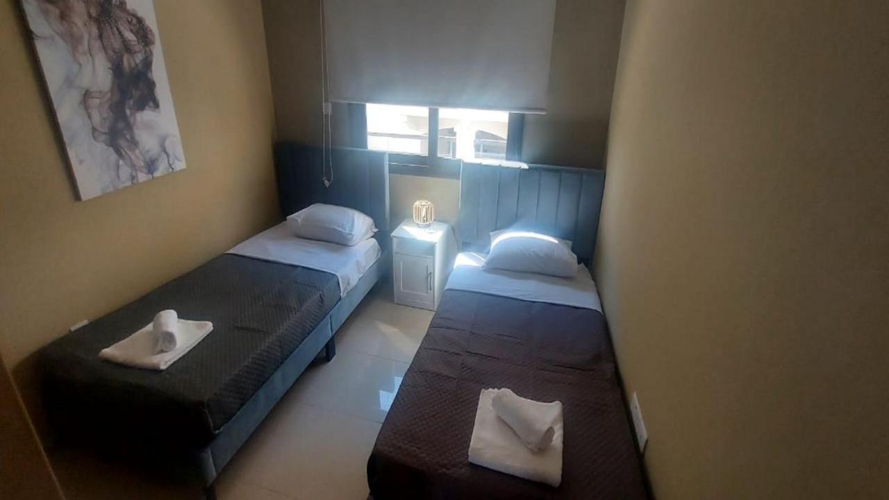 Paramount Gardens Resorts C201 ลาร์นาคา ภายนอก รูปภาพ